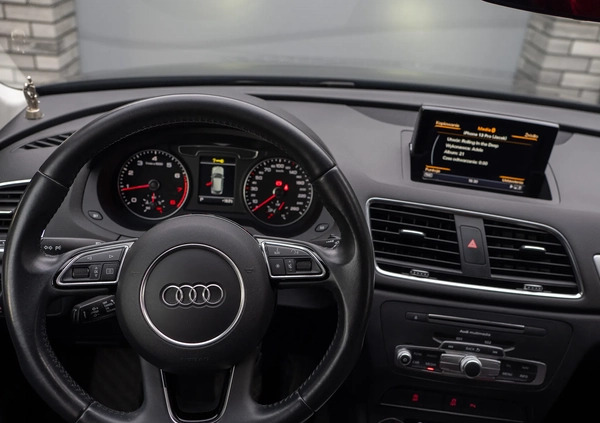 Audi Q3 cena 89900 przebieg: 99830, rok produkcji 2017 z Poznań małe 56